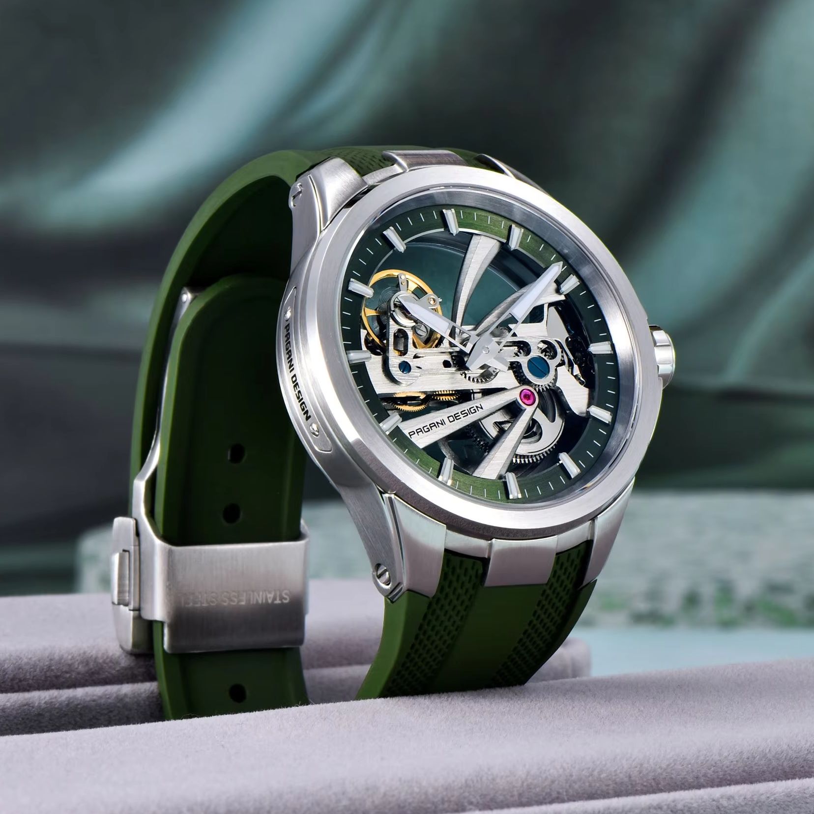 Green Skeleton PAGANI DESIGN P – обзор и цена Rubber Strap Diver
